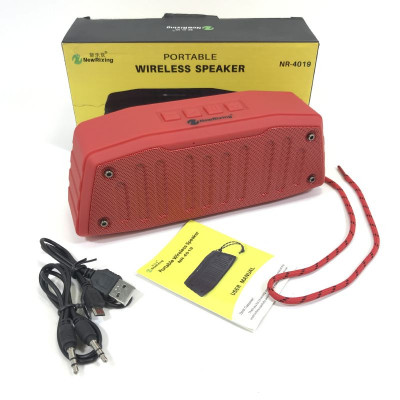 Портативная колонка New Rixing NR-4019 Red (размер 20x8 см) (BLUETOOTH, USB/TF, FM,AUX, 3Wx2 динамика, 1200mAh)