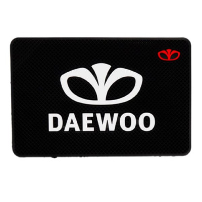 Коврик на панель авто DAEWOO противоскользящий (20х13см)