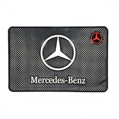 Коврик на панель авто Mercedes-Benz противоскользящий (20х13см)