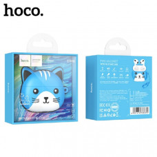 Гарнитура вкладыши Bluetooth Hoco EW46 dodge cat White (BLUE case). Емкость аккумулятора: кейс 300mAh, гарнитура 30mAh. Время работы: 4 часа, в режиме ожидания 150 часов. Поддержка переключения между ведущим и ведомым, вызова Siri.