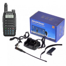 Рация Baofeng UV-16 Plus Черная рация (UHF/VHF). Диапазон частот: VHF(136-174 МГц) / UHF(400-520 МГц). Выходная мощность: 8W. Дальность вещания: 10 км. Цвет: зеленый. Вес: 252г. Размер: 314х59х38 мм. Материал: пластик. Комплектация: рация, антенна, клипса