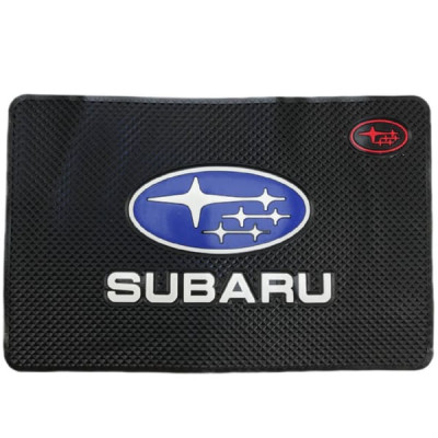 Коврик на панель авто SUBARU противоскользящий (20х13см)
