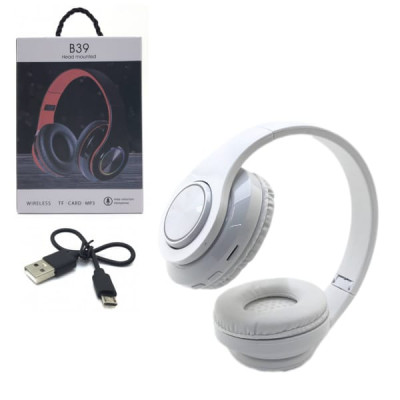 Гарнитура полноразмерная Bluetooth B39 White. Рабочий диапазон 10м. Время разговора 6 часов. Время ожидания: 15 часов.